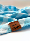 Bandana Pet Pipet Sky, tricoline 100% algodão, xadrez azul-claro e branco